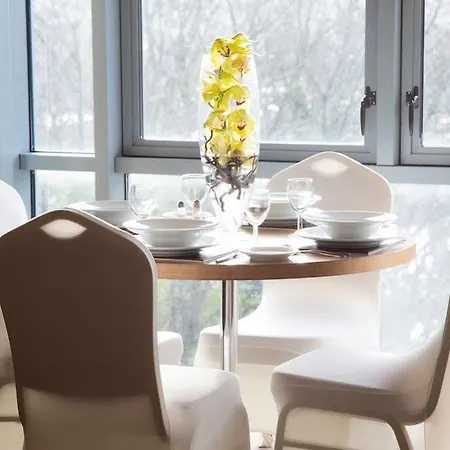 The Residence Apartments @ The Montenotte Hotel